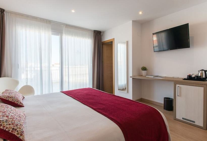 اتاق لوکس, Hostal Menurka