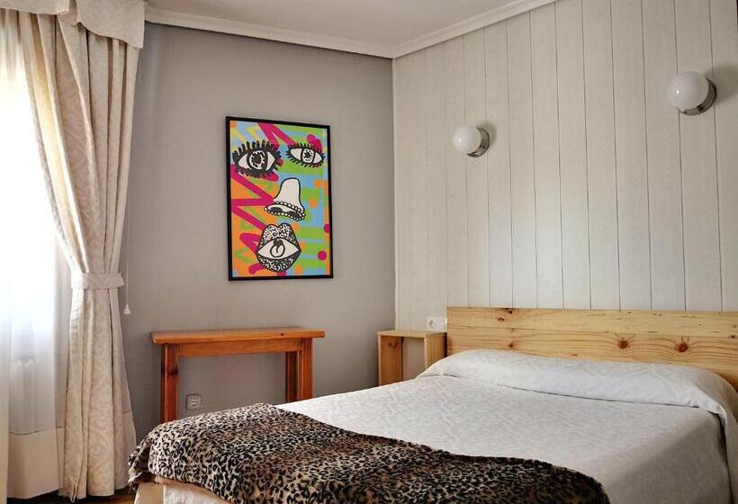 اتاق استاندارد یک نفره, Hostal Alcántara