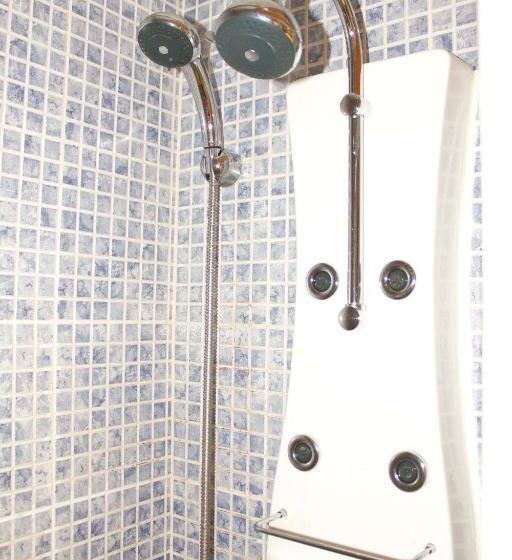 اتاق استاندارد یک نفره, Hostal Alcántara