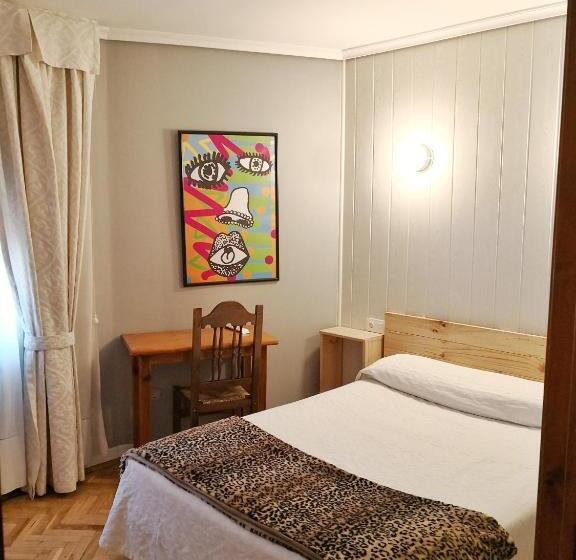 اتاق استاندارد یک نفره, Hostal Alcántara