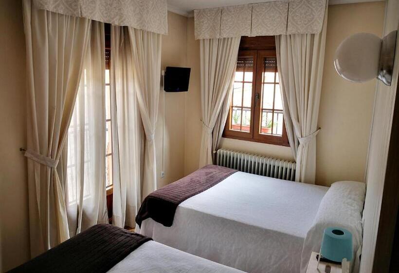 اتاق استاندارد, Hostal Alcántara