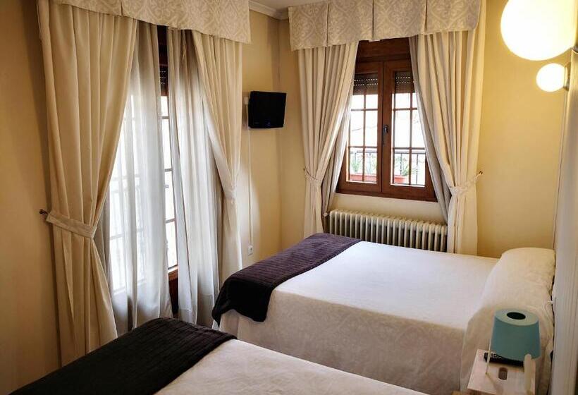 اتاق استاندارد, Hostal Alcántara