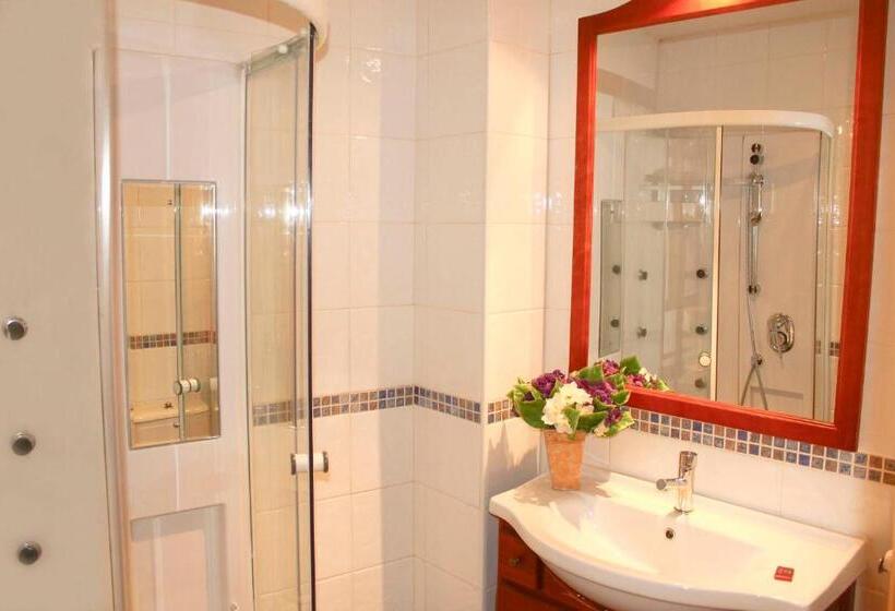 اتاق استاندارد, Hostal Alcántara