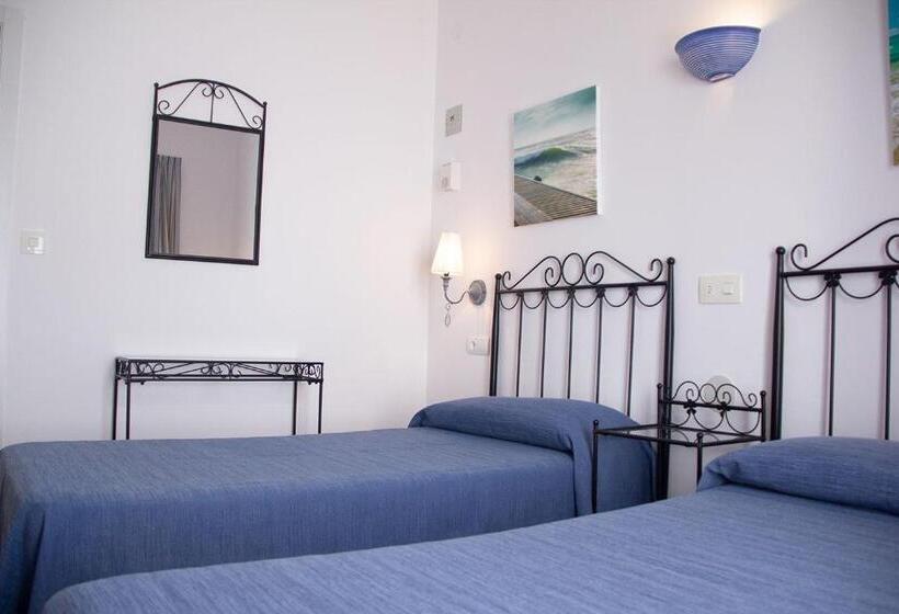 اتاق استاندارد, Hostal Alemania