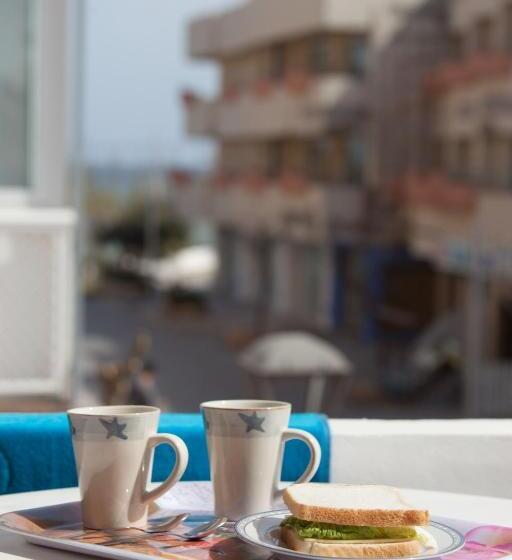 اتاق استاندارد, Hostal Alemania