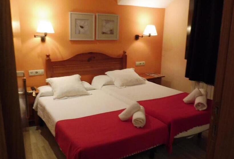 اتاق استاندارد, Hostal Cal Batista