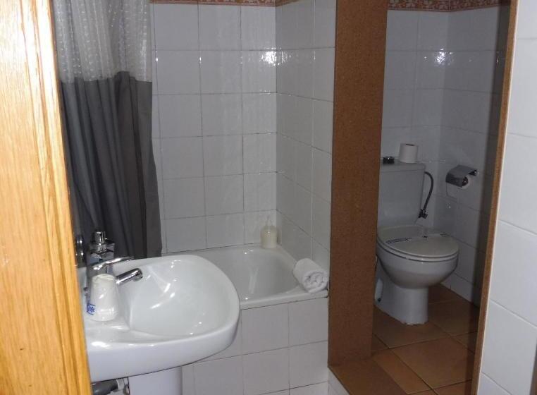 اتاق استاندارد, Hostal Cal Batista
