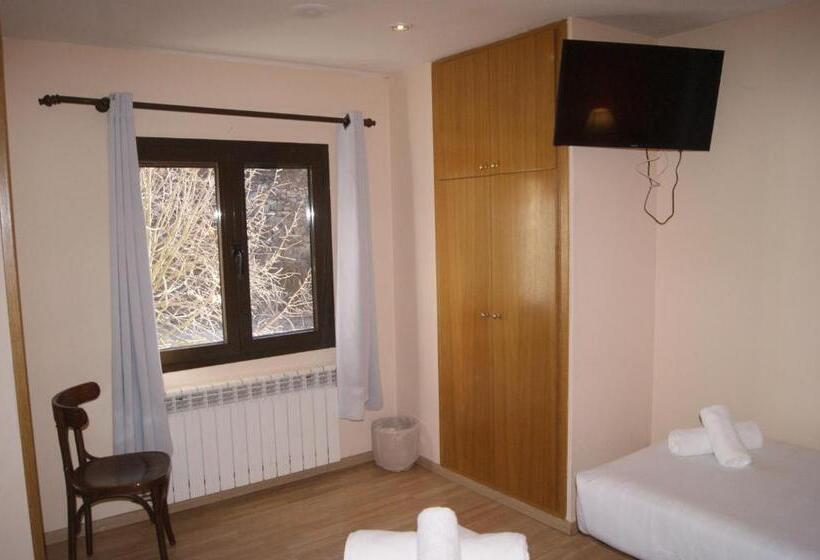 اتاق استاندارد, Hostal Cal Batista