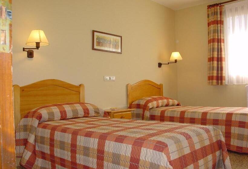 اتاق استاندارد, Hostal Cal Batista