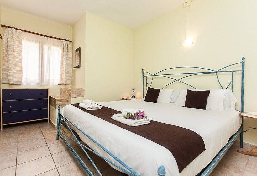سوییت, Hostal Doris   Adults Only