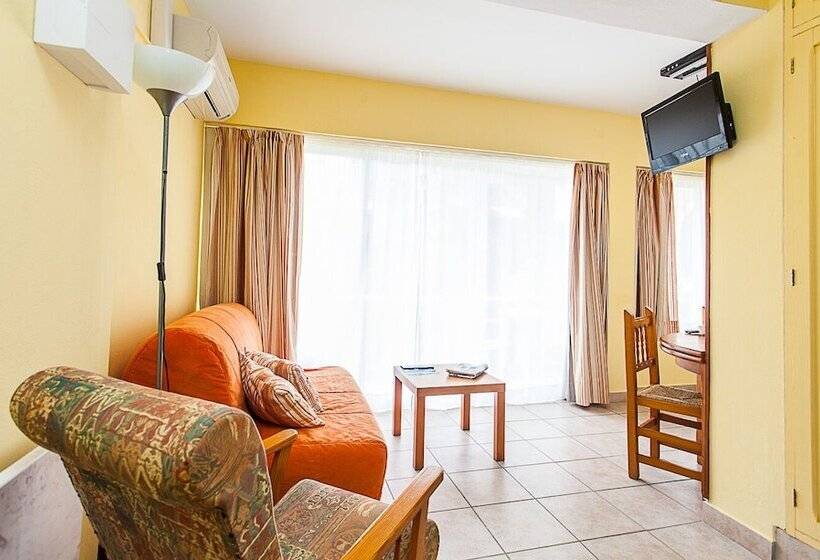 سوییت, Hostal Doris   Adults Only