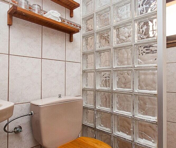 سوییت, Hostal Doris   Adults Only