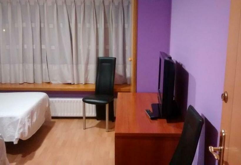 Standart Oda, Hostal álvarez