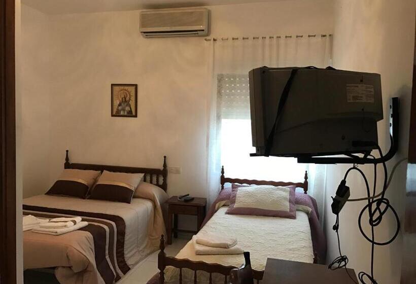 اتاق استاندارد, Hostal Restaurante Rufino