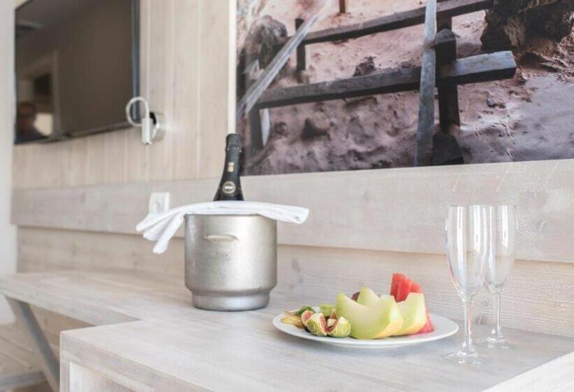 سوییت جونیور, Voramar   Emar Hotels