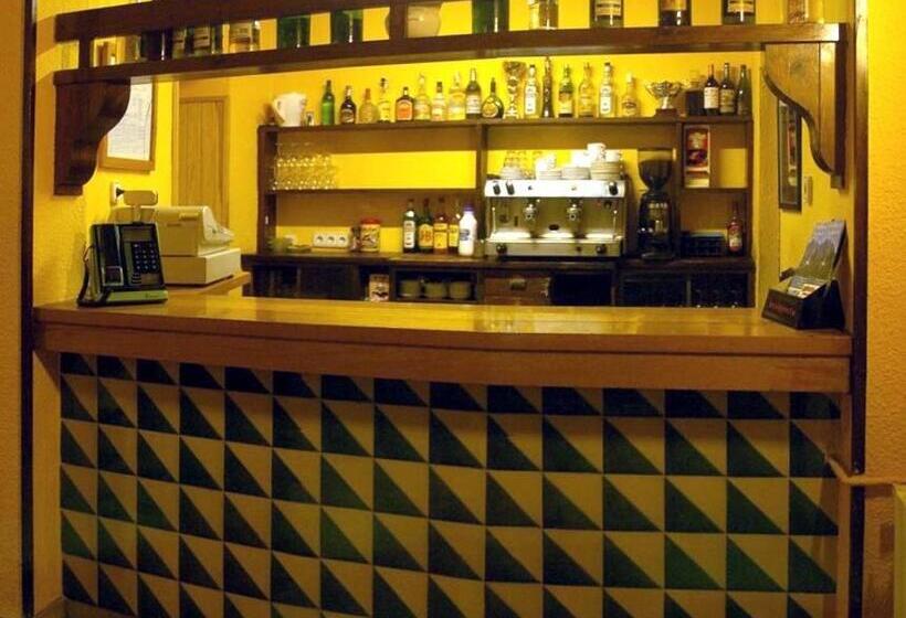4인용 스탠다드 룸, Hostal Les Collades