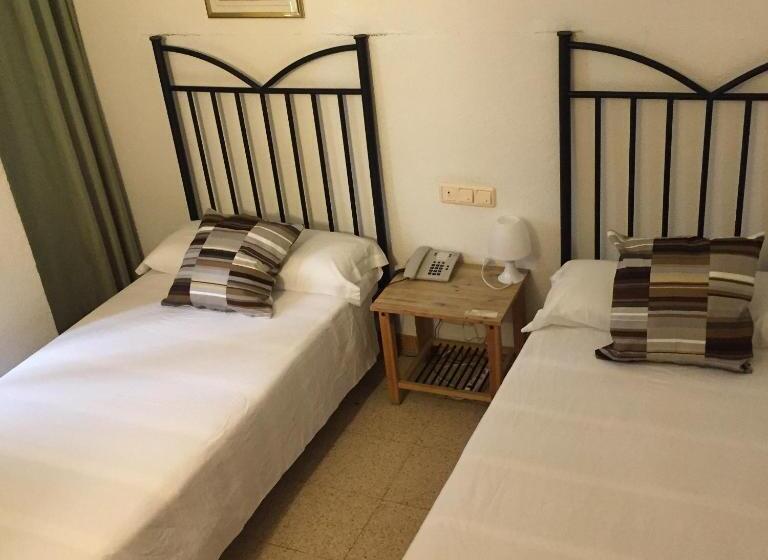 اتاق استاندارد, Hostal Tres Cantos