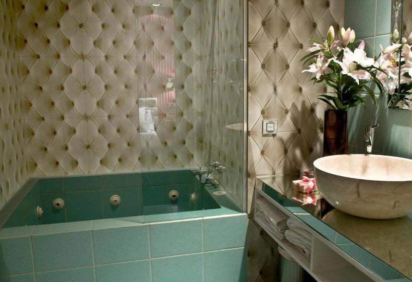 اتاق استاندارد با وان آب گرم, Abalú Design Boutique Hotel Gran Via