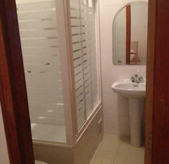اتاق استاندارد, Hostal Cervantes