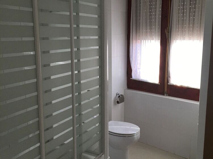 اتاق استاندارد, Hostal Cervantes