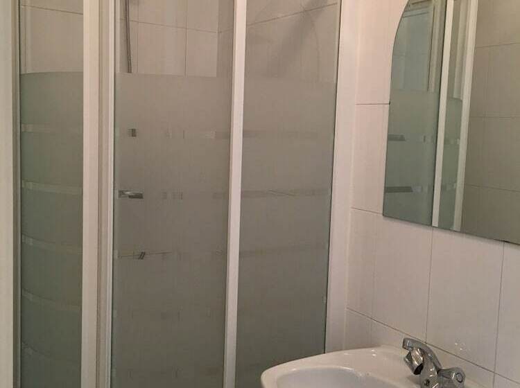 اتاق استاندارد, Hostal Cervantes