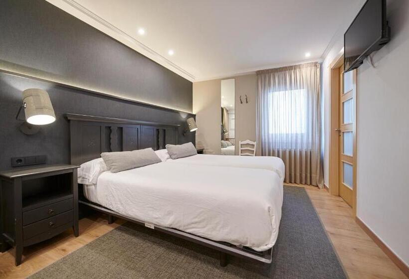 اتاق استاندارد, Hostal Lola
