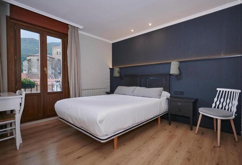 اتاق استاندارد با بالکن, Hostal Lola