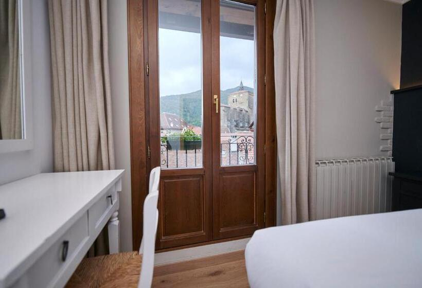 اتاق استاندارد با بالکن, Hostal Lola