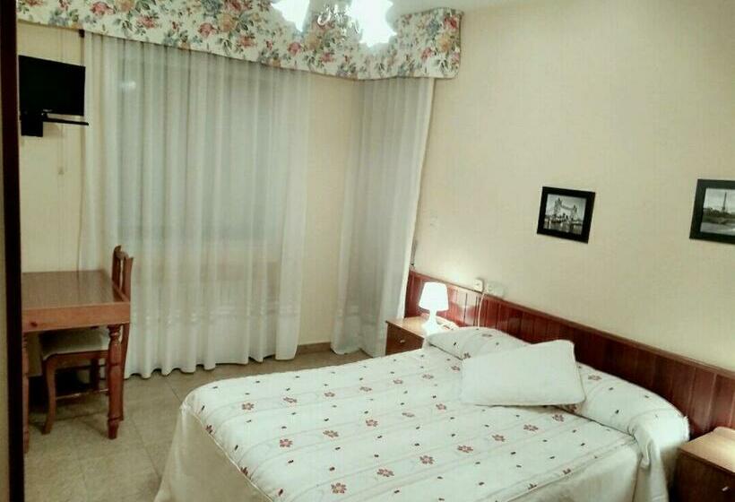 اتاق استاندارد, Hostal Mayo