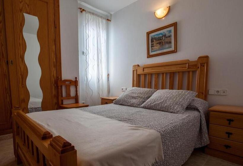 اتاق استاندارد با سرویس بهداشتی مشترک, Hostal Sango Sierra De Las Nieves