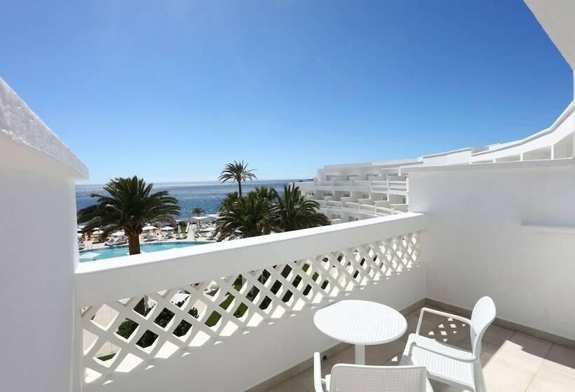 اتاق اساندارد با چشم‌انداز جانبی به دریا, Iberostar Selection Lanzarote Park