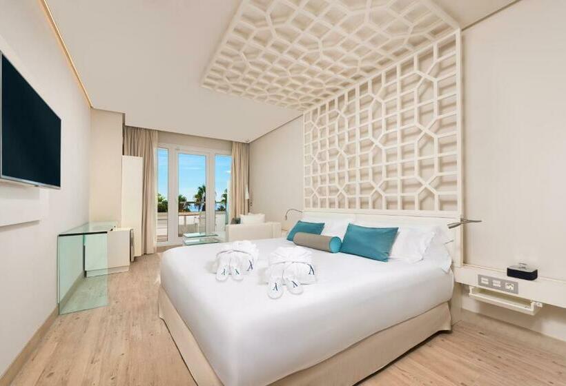 Standardzimmer mit seitlichem Meerblick, Amàre Beach Hotel Marbella - Adults Recommended