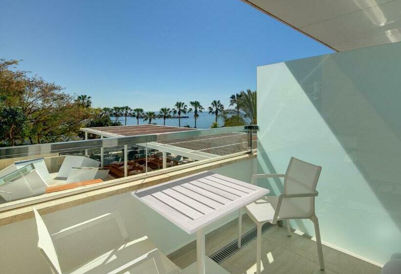 Quarto standard vista mar lateral, Amàre Beach  Marbella - Adults Recommended