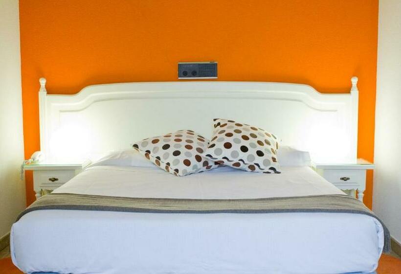 اتاق خانوادگی, Apartamentos Turisticos G3 Galeon