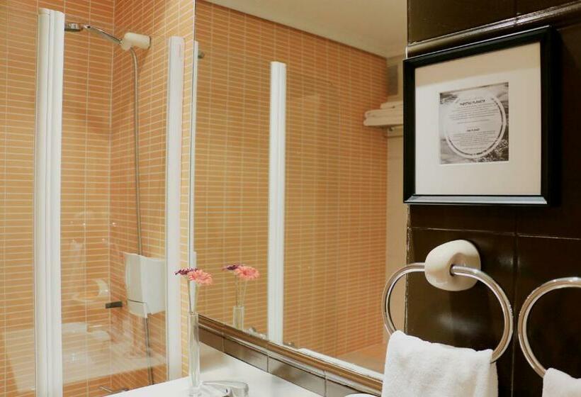 اتاق خانوادگی, Apartamentos Turisticos G3 Galeon