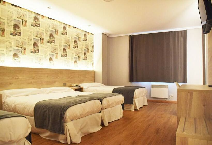 اتاق استاندارد سه نفره, Hospedium Hotel La Marina Costa Da Morte