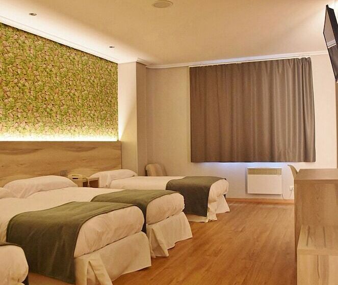 اتاق استاندارد سه نفره, Hospedium Hotel La Marina Costa Da Morte
