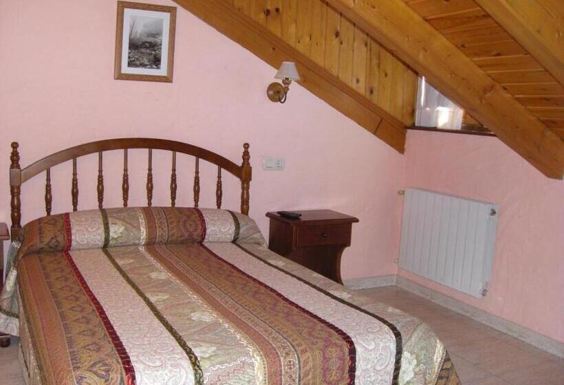اتاق استاندارد, Hostal Casa Lacreu