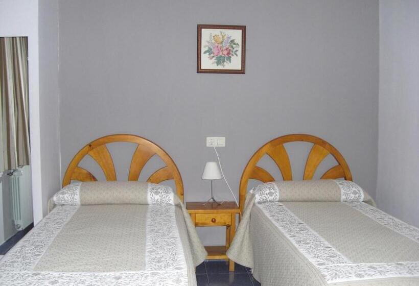 اتاق استاندارد, Hostal Casa Lacreu