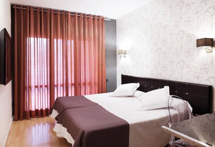 اتاق سوپریور, Hospedium Hostal Un Punto Chic