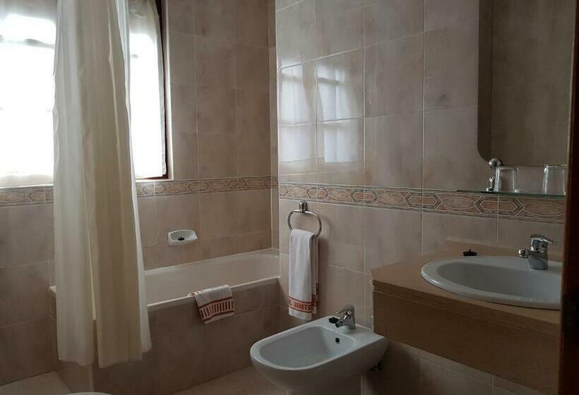 اتاق استاندارد, Hostal Santa Maria