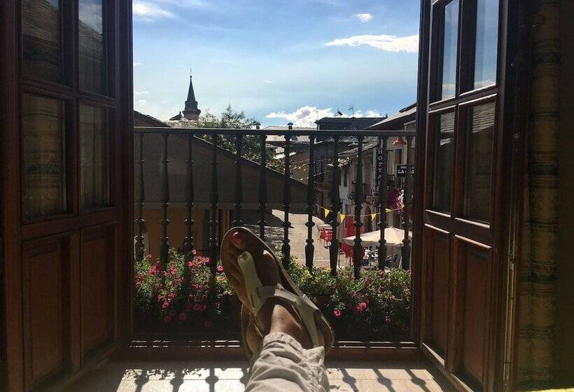 اتاق استاندارد یک نفره, Hostal Santa Maria