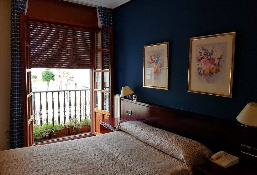 اتاق استاندارد, Hostal Santa Maria