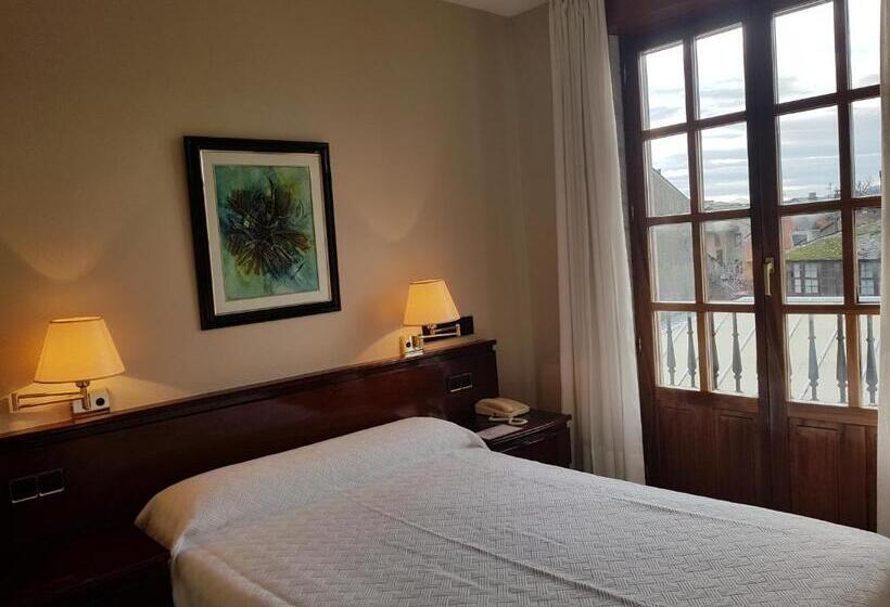 اتاق استاندارد, Hostal Santa Maria