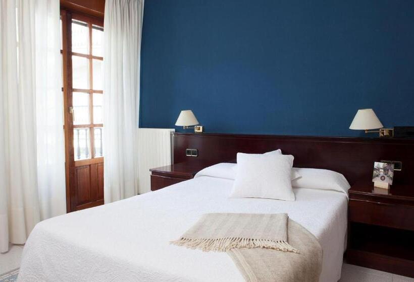 اتاق استاندارد, Hostal Santa Maria
