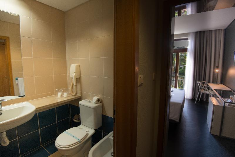 اتاق استاندارد سه نفره, Hostal Santa Maria