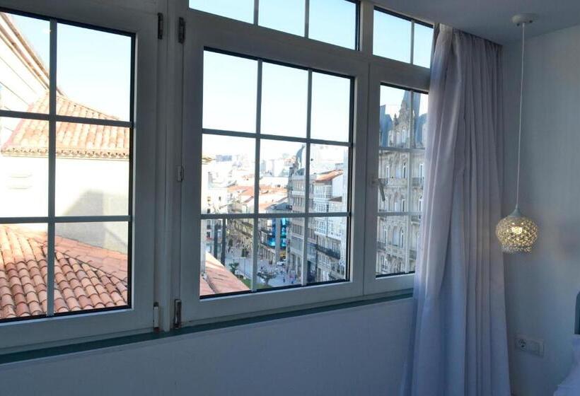 اتاق لوکس, Alda Puerta del Sol