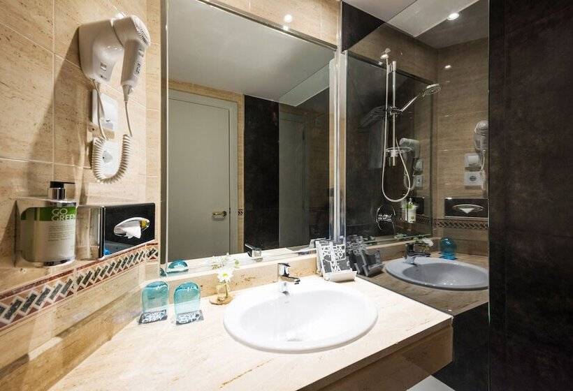 اتاق استاندارد با بالکن, Guadalajara & Conference Center Affiliated by Melia