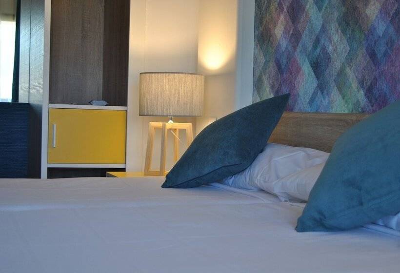اتاق استاندارد با بالکن, Guadalajara & Conference Center Affiliated by Melia