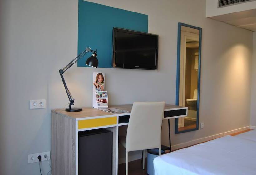 اتاق استاندارد با بالکن, Guadalajara & Conference Center Affiliated by Melia